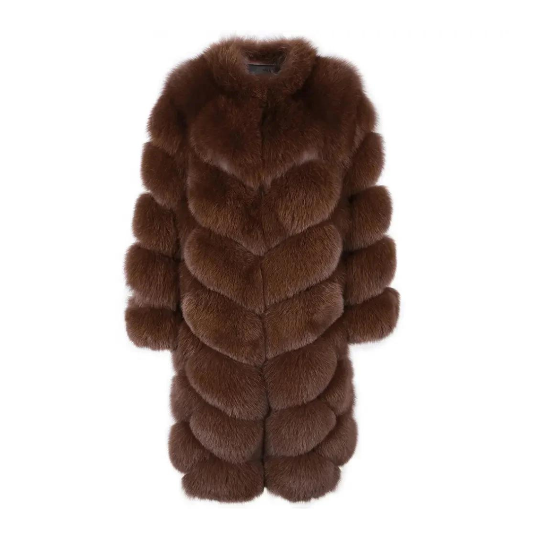 Élégance des Paris Fur Coat